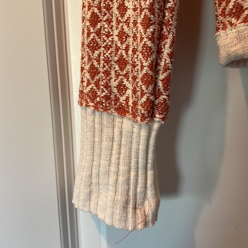 Lightweight Button Up Sweater Purchased From Buck… - image 3